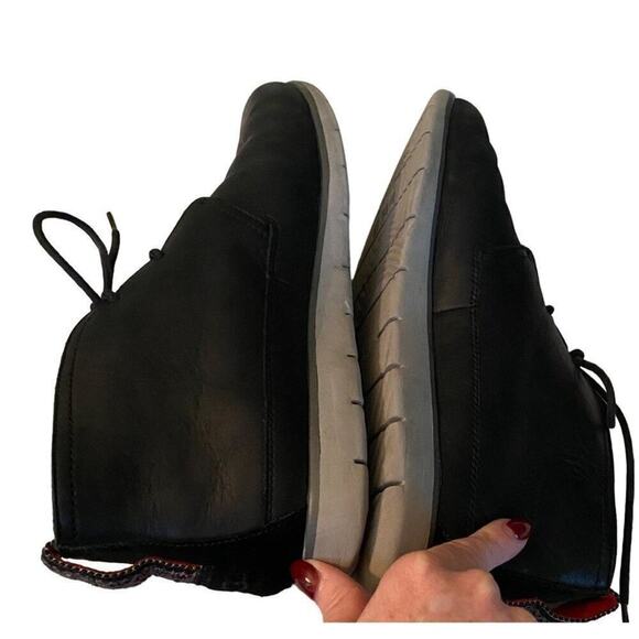 UGG Men\'s \